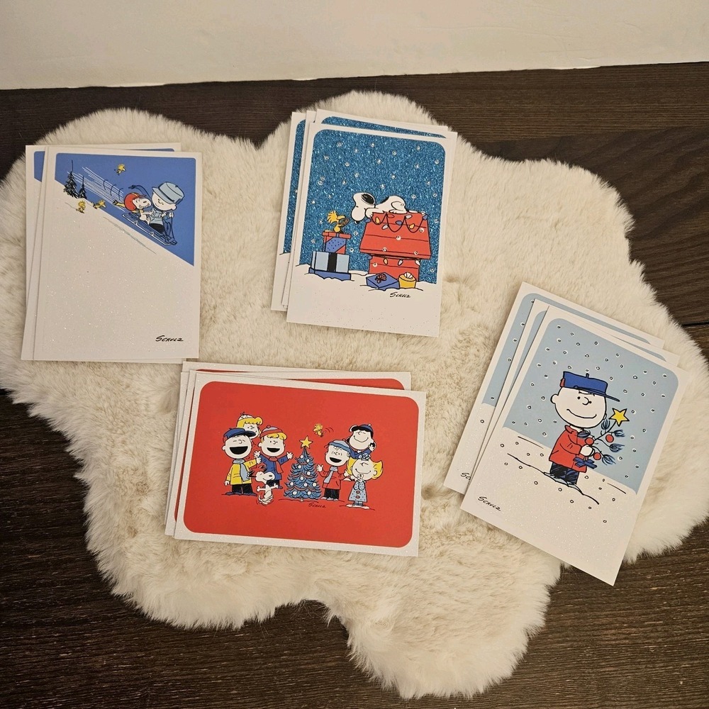 Hallmark Peanuts Snoopy Christmas Cards 14 Ct Envelopes Glitter Schulz 2023